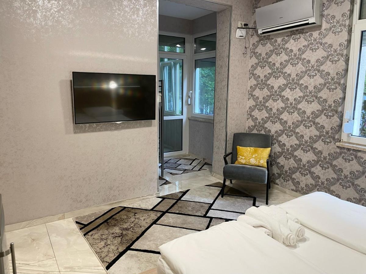 De Luxe Studio Burgas, City Center Экстерьер фото