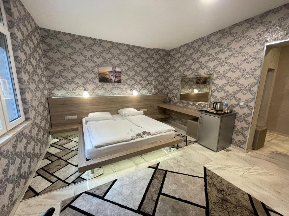 De Luxe Studio Burgas, City Center Экстерьер фото